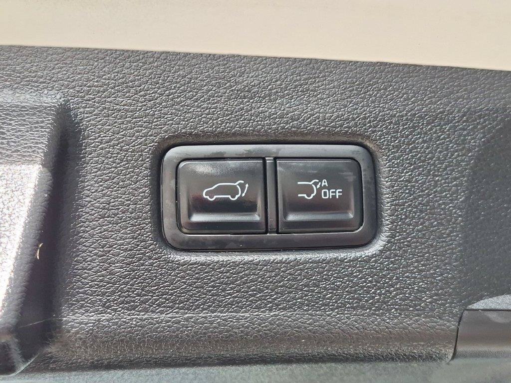 Used 2023 White Kia SX-Prestige X-Line image 10