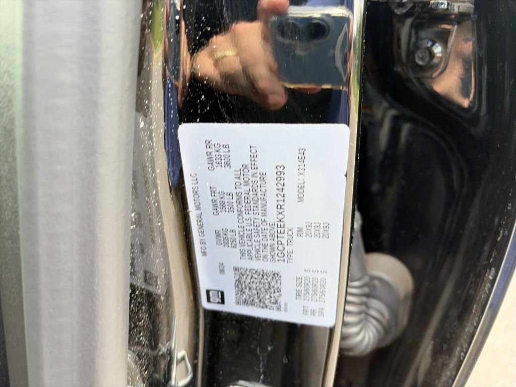 Used 2024 Black Chevrolet Trail Boss image 26