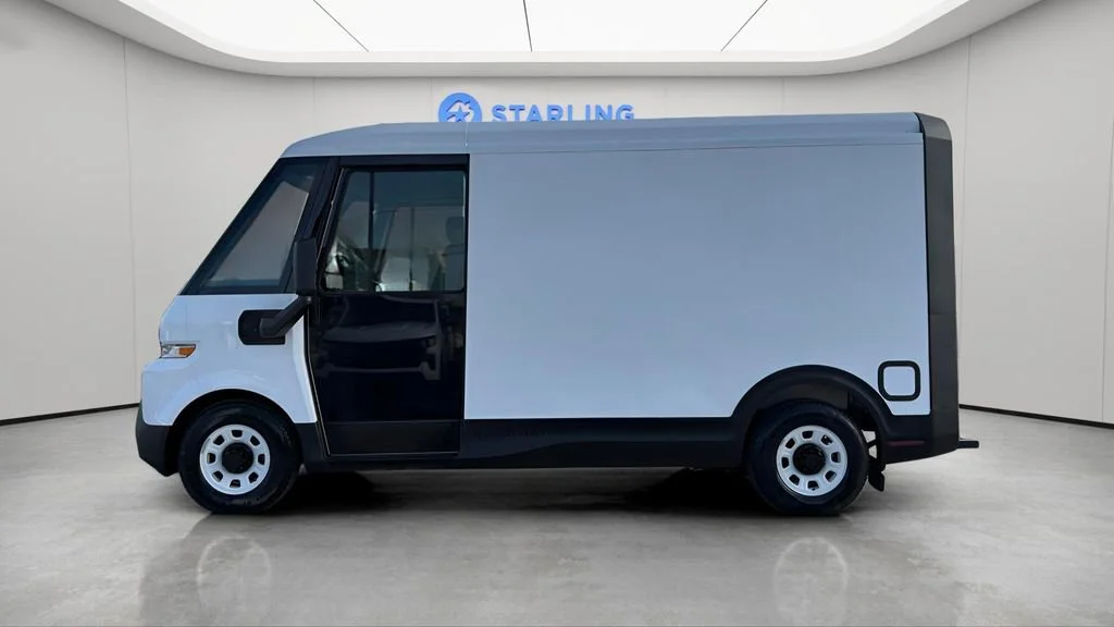 Used 2024 Oyster White BrightDrop EJY image 3