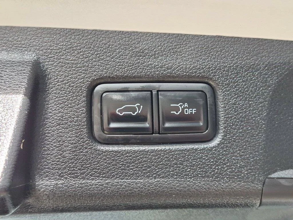 Used 2023 White Kia SX-Prestige X-Line image 10