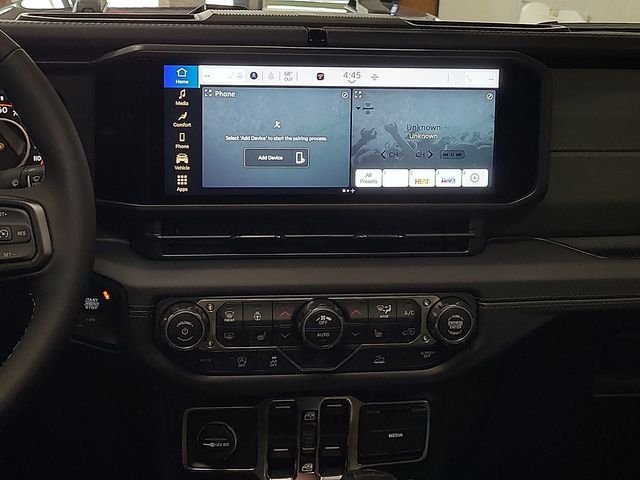New 2026 Reign Jeep Mojave image 10