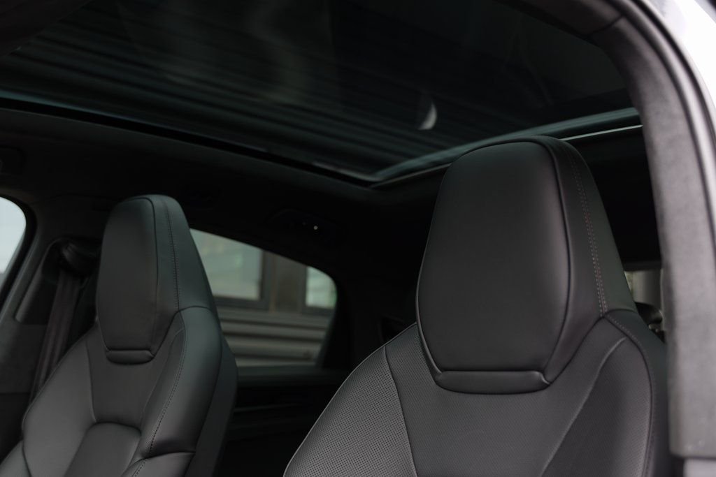 2026 Porsche Cayenne Coupe GTS - Photo 12