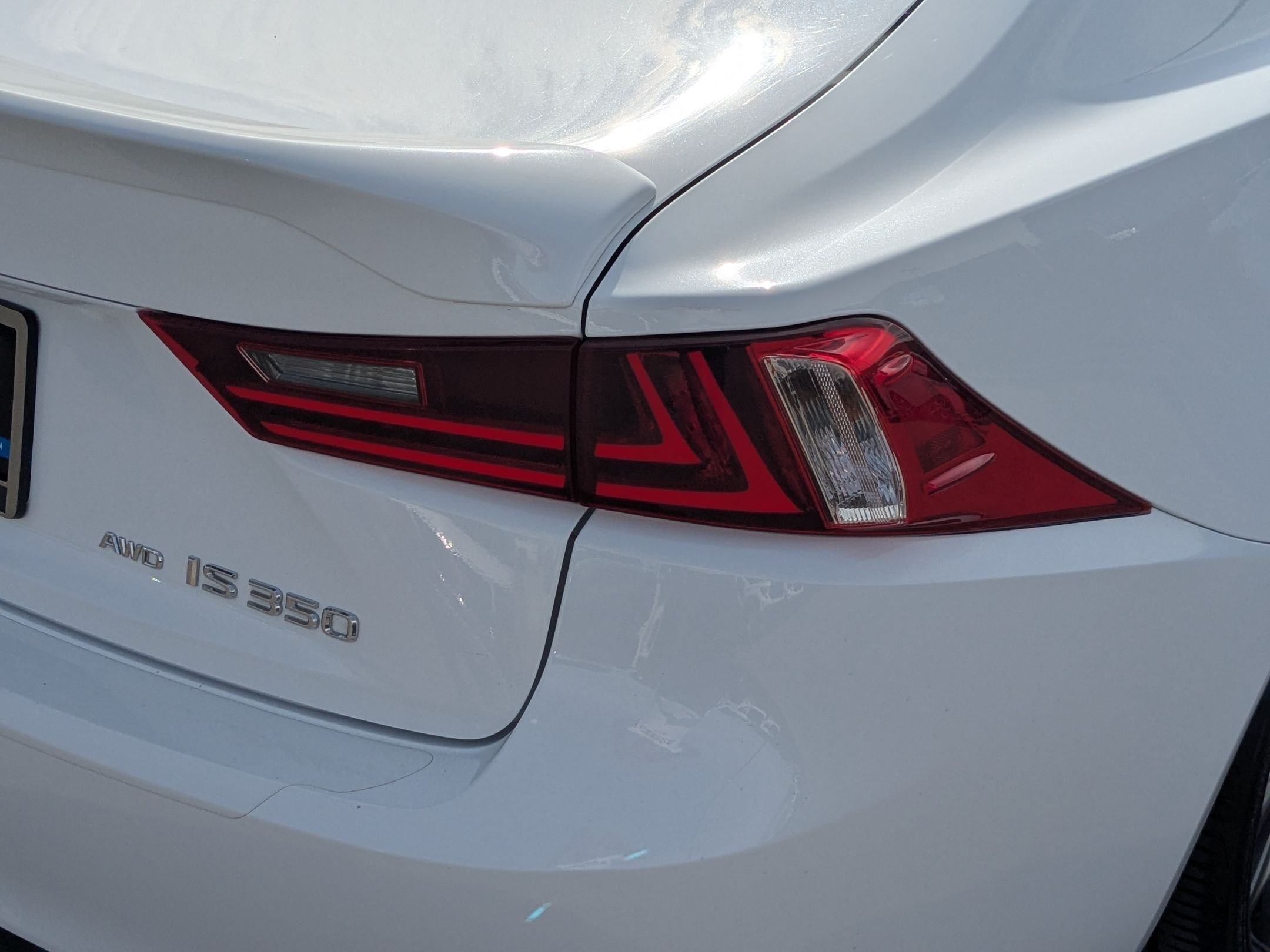 Used 2015 Ultra White Lexus 350 image 11