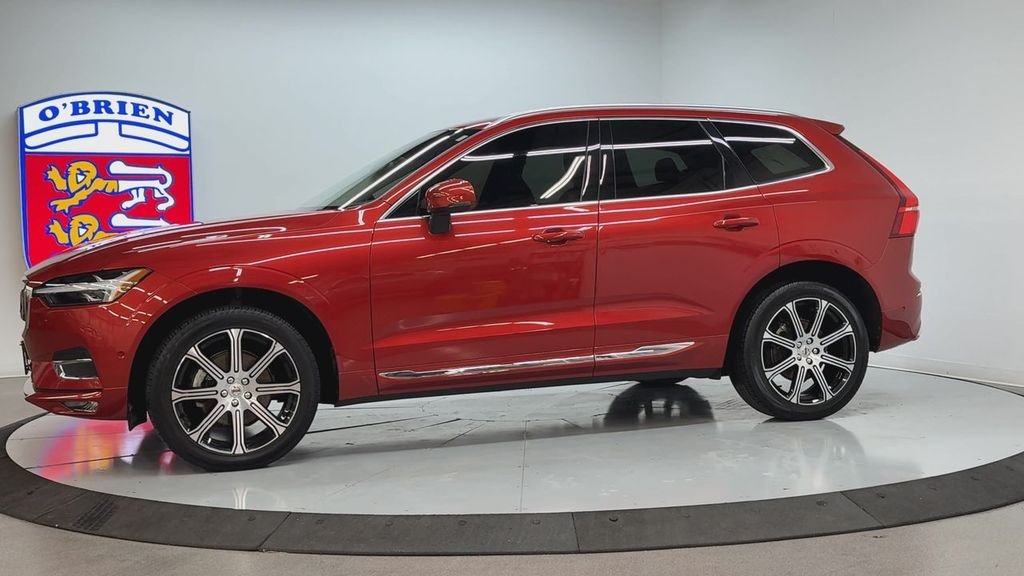 Used 2021 Fusion Red Metallic Volvo T5 Inscription image 8