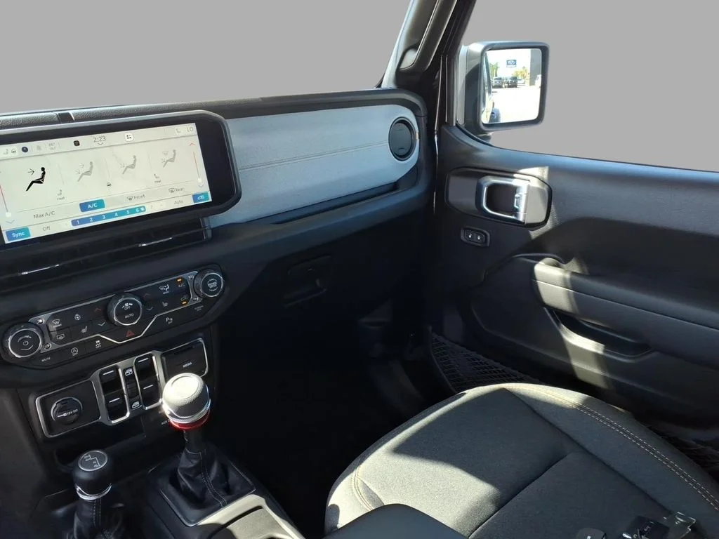 New 2026 Black Clear-Coat Exterior Paint Jeep Sport S image 9
