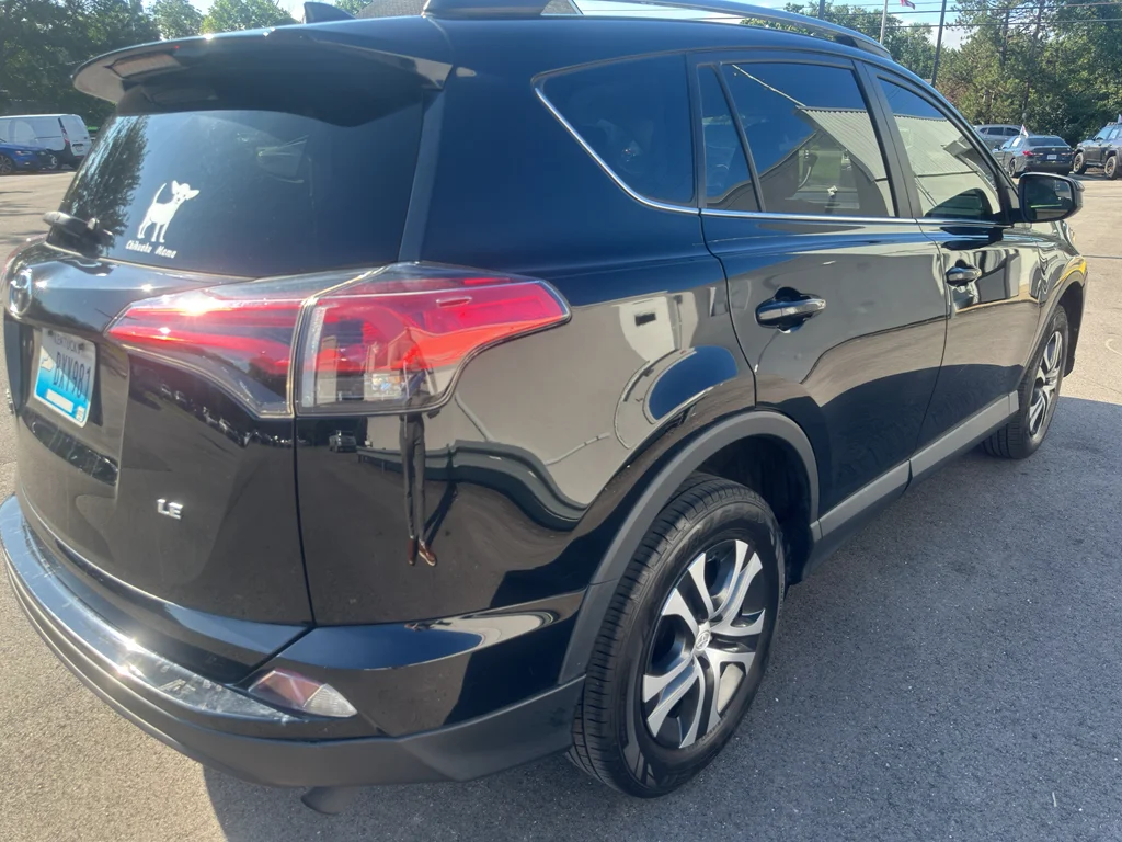Used 2018 Black Toyota LE image 4