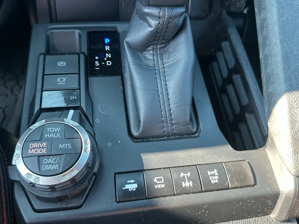 Used 2025 mudbath Toyota  image 10