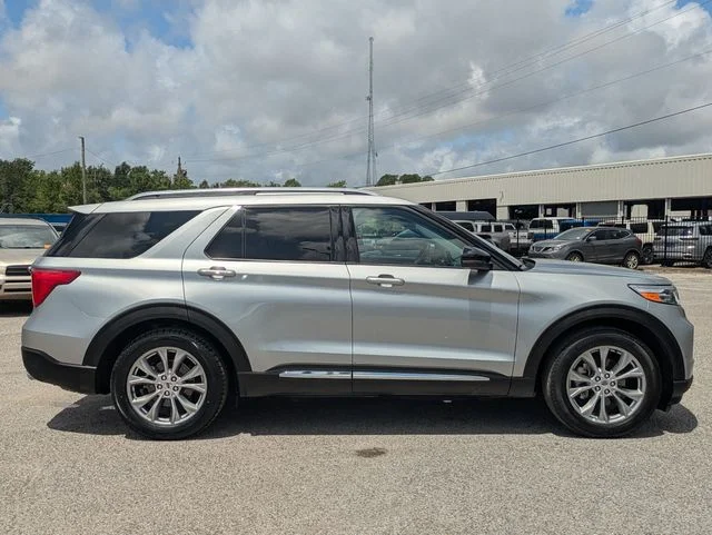 Used 2024 Silver Ford Limited image 6