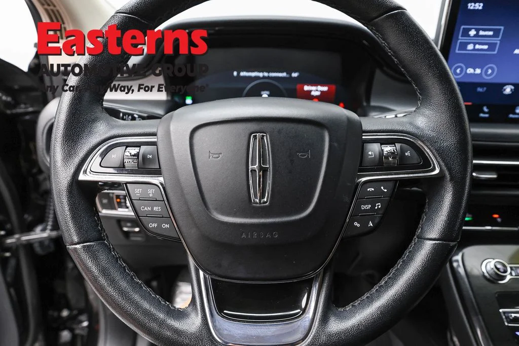 Used 2022 Black Lincoln Standard image 10