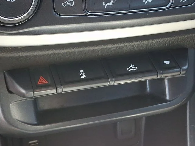 Used 2016 Black Chevrolet LT image 23