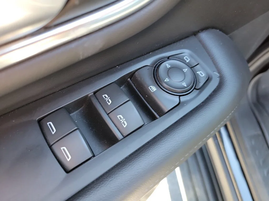 2022 Chevrolet Tahoe LS - Photo 22