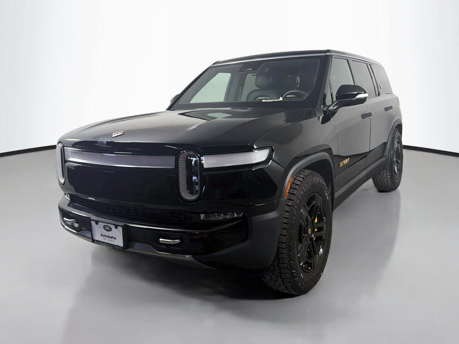 2023 Rivian R1S Adventure
