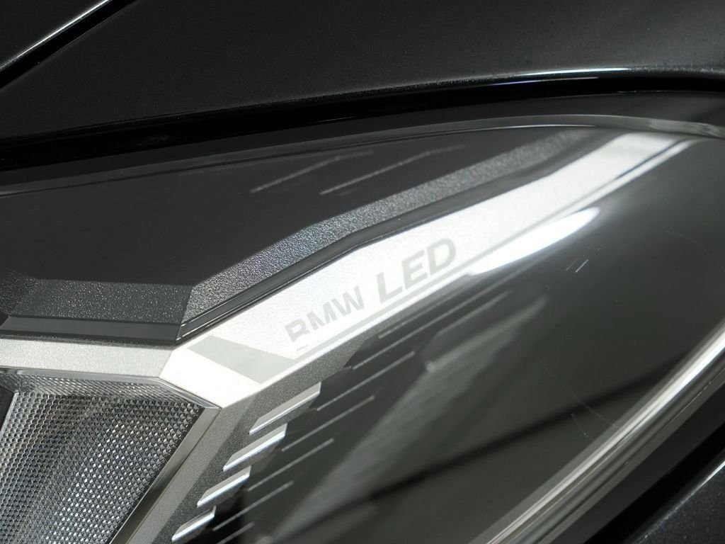 Used 2026 Black Sapphire Metallic BMW 430i xDrive image 19