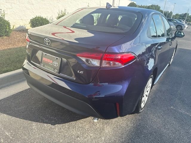 Used 2025  Toyota LE image 7