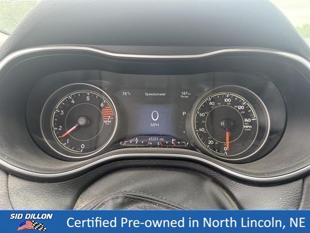 Used 2023 Sting-Gray Clearcoat Jeep Altitude Lux image 9