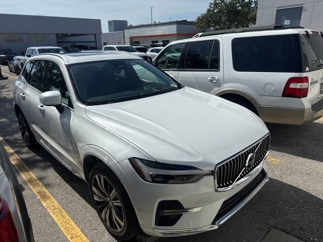 Used 2022 Crystal White Volvo Inscription image 2