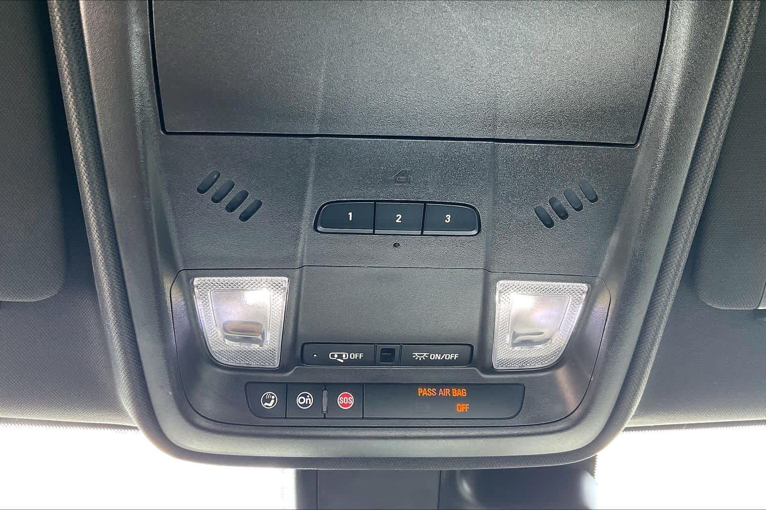 Used 2019 CRYSTAL WHITE TRICOAT Cadillac FWD Sport image 30