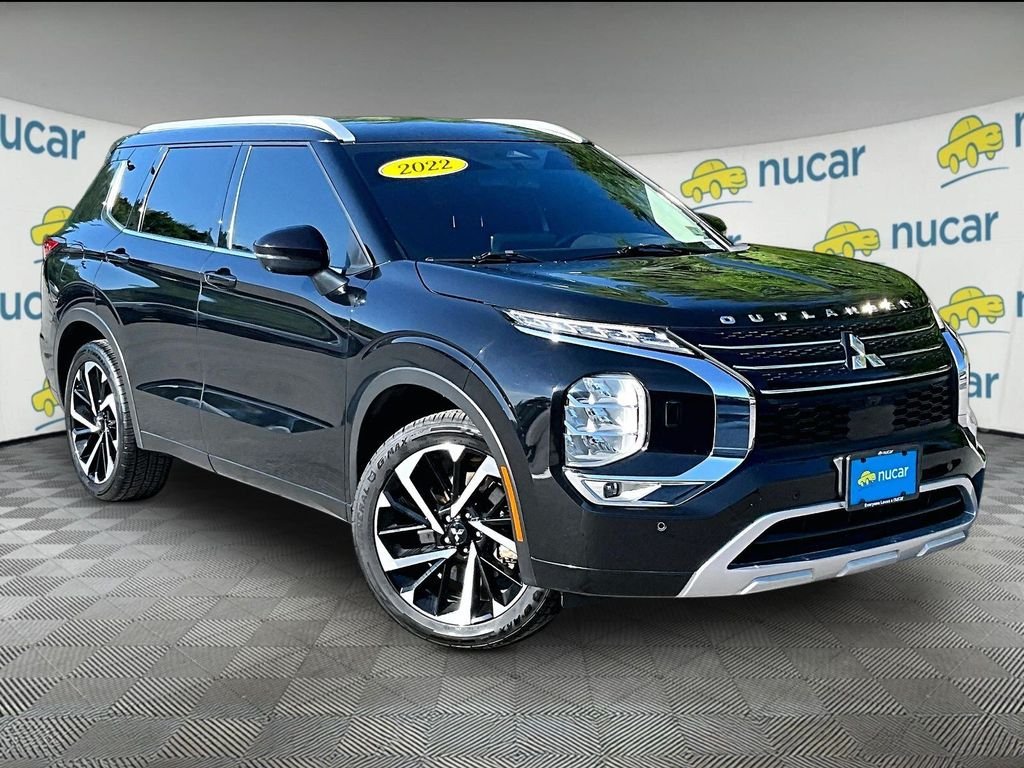 Used 2022 Black Mitsubishi SEL image 1