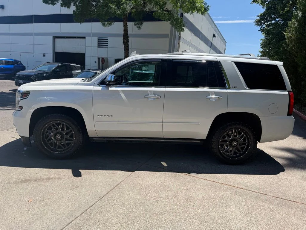 Used 2016 Iridescent Pearl Tricoat Chevrolet LTZ image 7