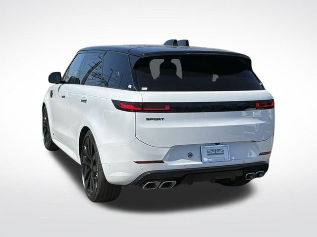 New 2026 Ostuni Pearl White Land Rover Dynamic SE image 6
