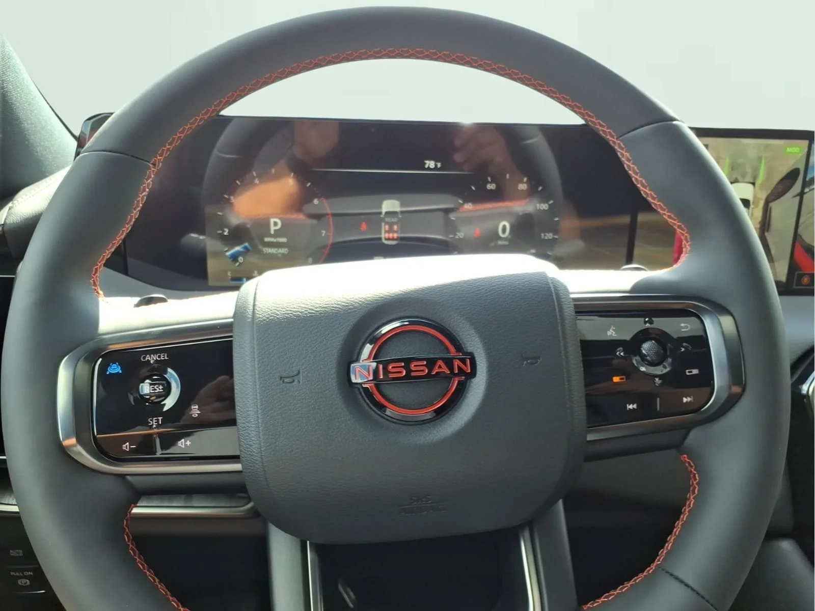 New 2026 Alpine Metallic / Super Black Two-tone Nissan PRO-4X® image 26