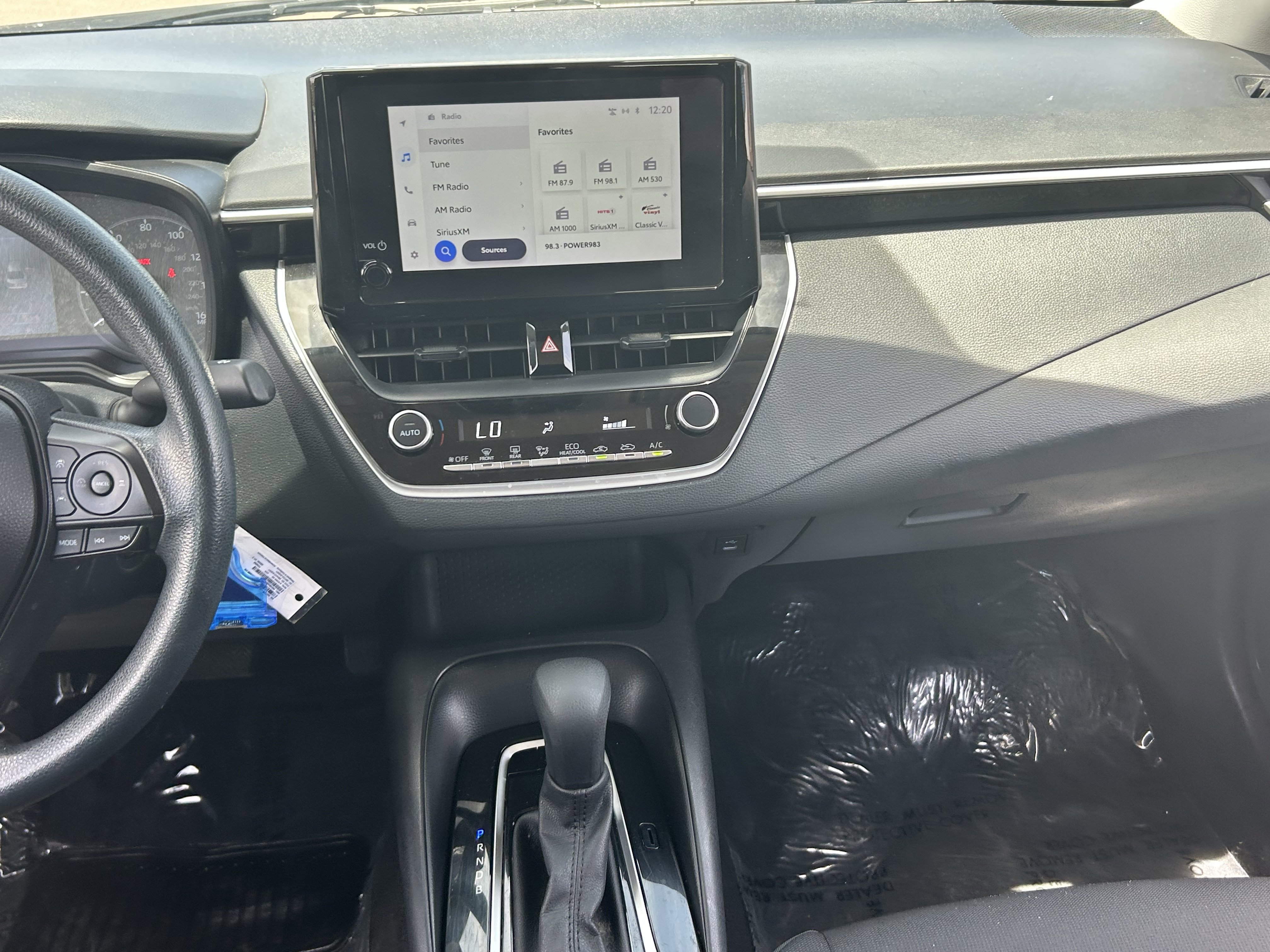 2023 Toyota Corolla LE - Photo 17