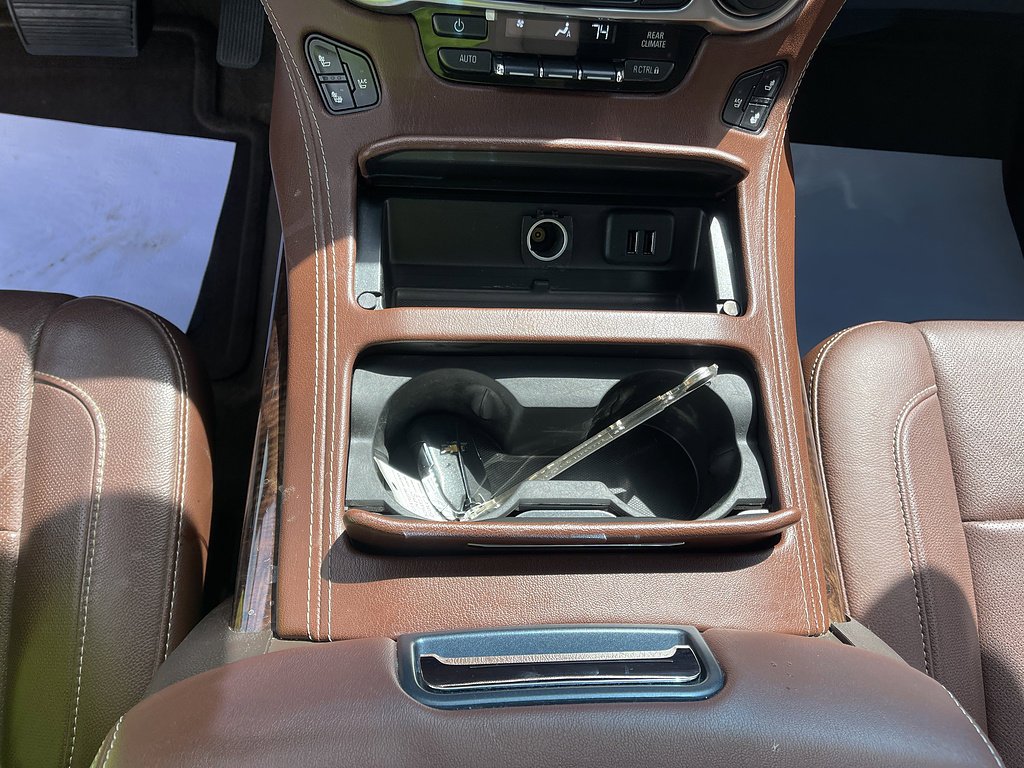Used 2015 WHITE DIAMOND TRICOAT Chevrolet LTZ image 38