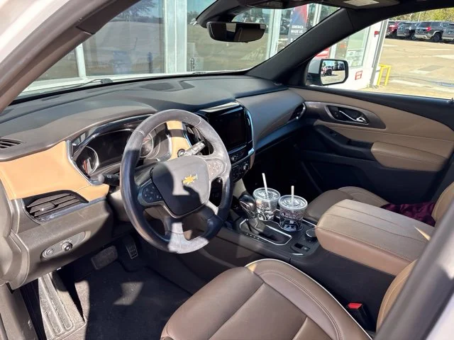 Used 2022 Beige Chevrolet Premier image 3
