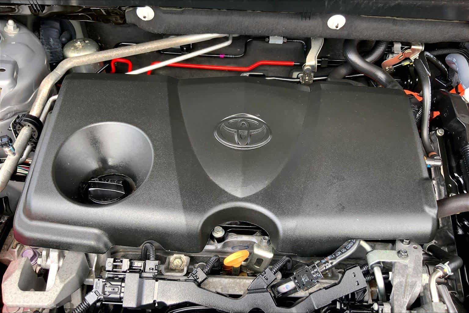 Used 2020 Silver Sky Metallic Toyota Hybrid XLE image 32