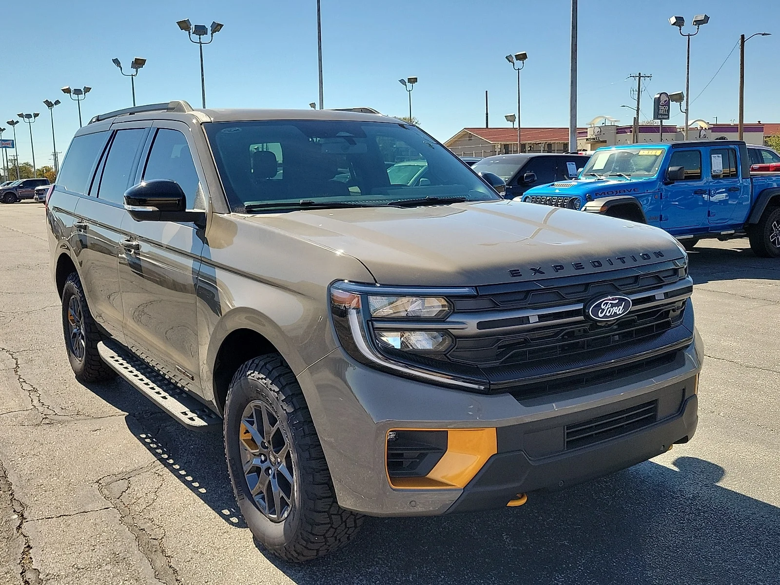 New 2027 Marsh Gray Ford Tremor&reg; image 6