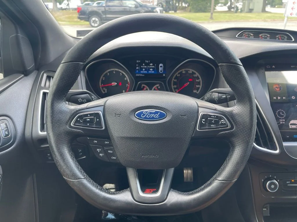 Used 2015 Black Ford ST image 16
