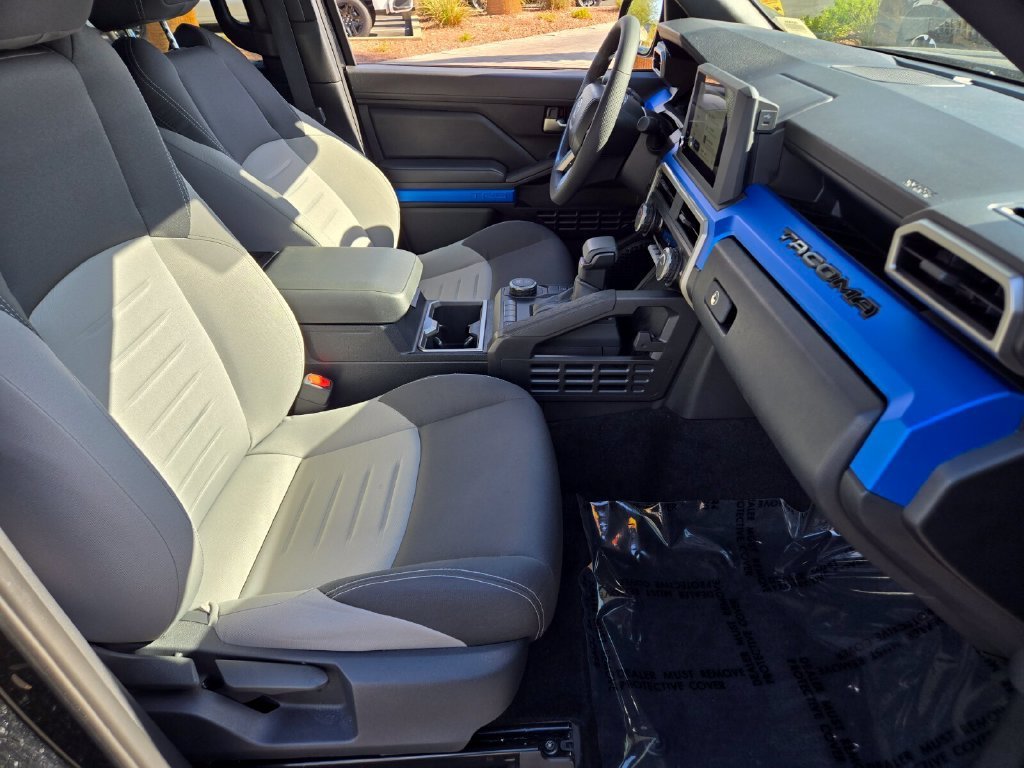 2024 Toyota Tacoma TRD Sport - Photo 15