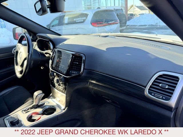 Certified Used 2022 White Jeep Laredo X image 9