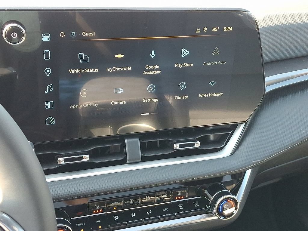 2027 Chevrolet Equinox LT - Photo 8