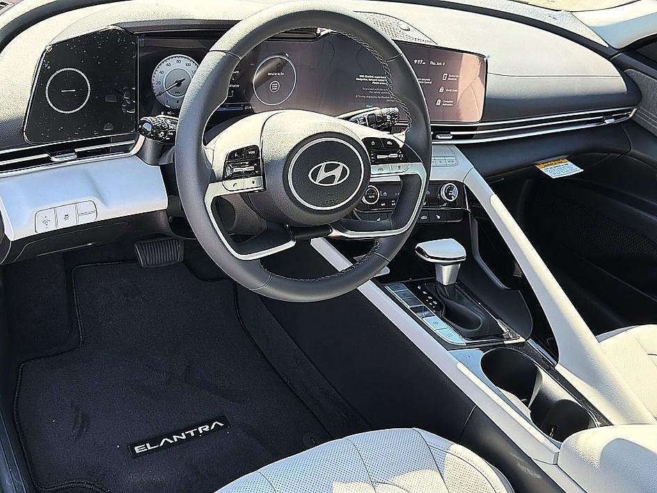 New 2026 Amazon Gray Hyundai Limited image 21