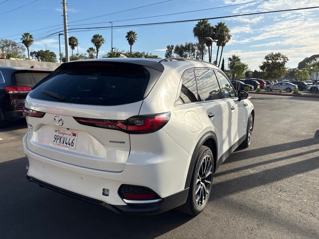 Certified Used 2025 White Mazda Premium image 7