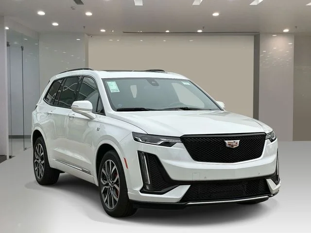 Used 2023 White Cadillac Sport image 6