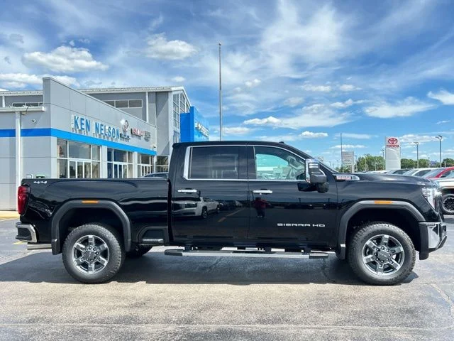 New 2026 Onyx Black GMC SLT image 11