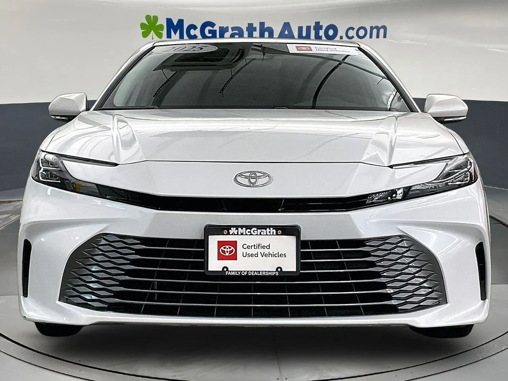 Certified Used 2025 Beige Toyota XLE image 5