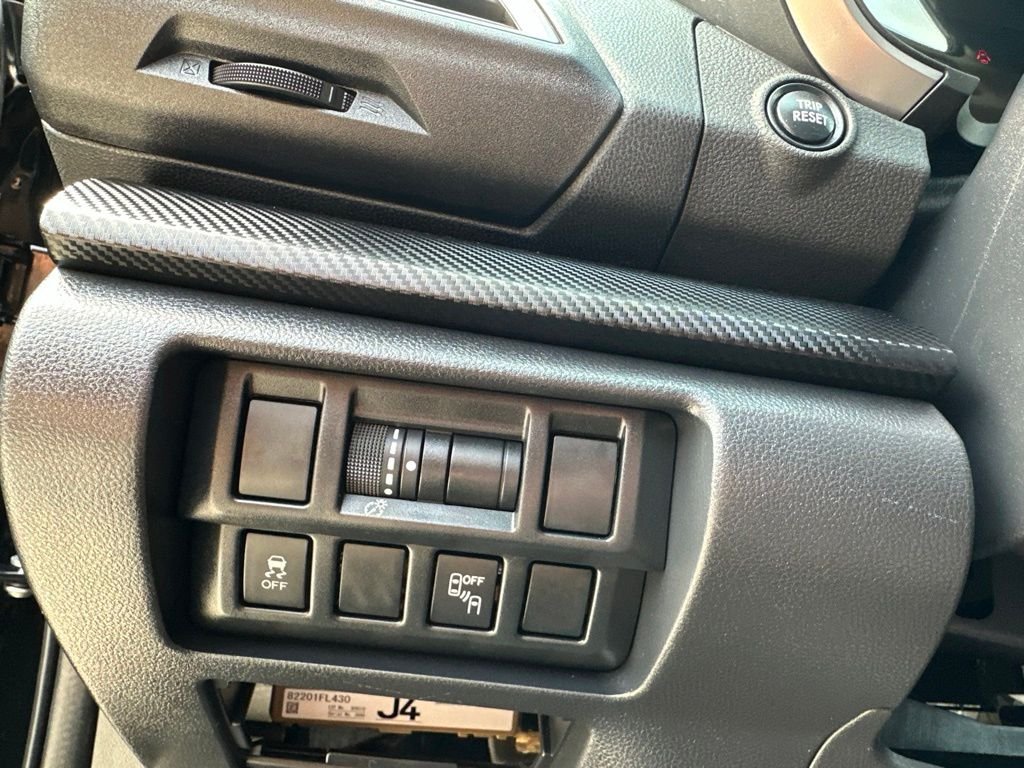 Used 2019 Black Subaru 2.0i Premium image 10