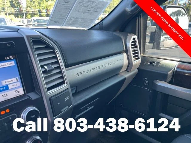Used 2017  Ford Platinum image 31