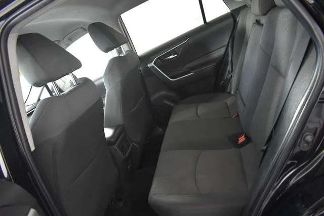 Used 2022 Black Toyota XLE image 20