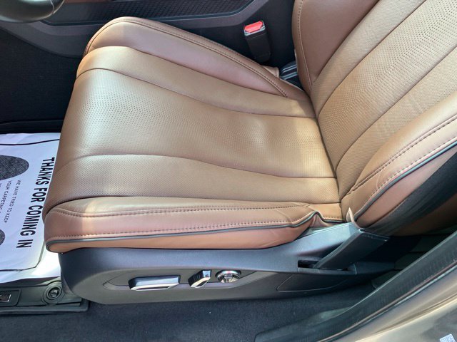 Used 2023 Liquid Carbon Metallic Acura w/Advance Package image 10