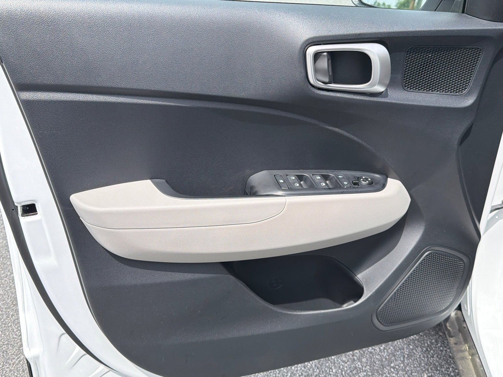 New 2026 Lunar White Hyundai SEL image 10