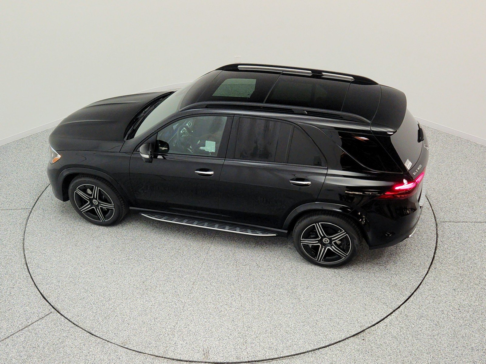 New 2026 Black Mercedes-Benz GLE 450 4MATIC® SUV image 29