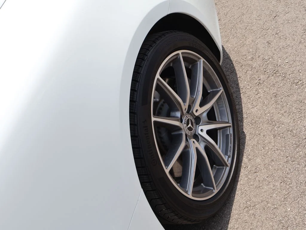 Used 2023 MANUFAKTUR Moonlight White Mercedes-Benz E 450 image 42