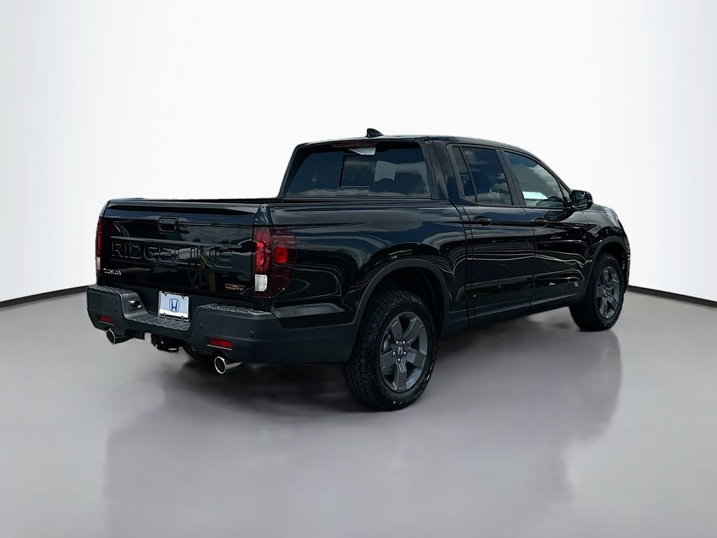 Certified Used 2025 Crystal Black Pearl Honda AWD TRAILSPORT image 5