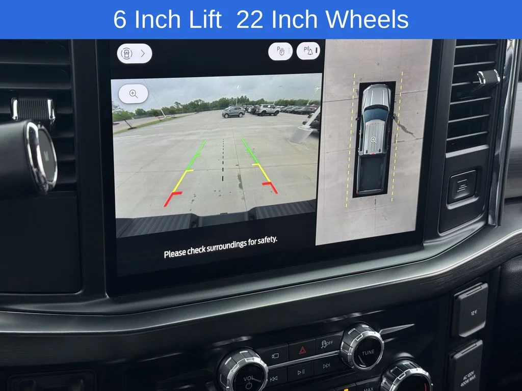 Used 2025 White Ford Lariat image 20