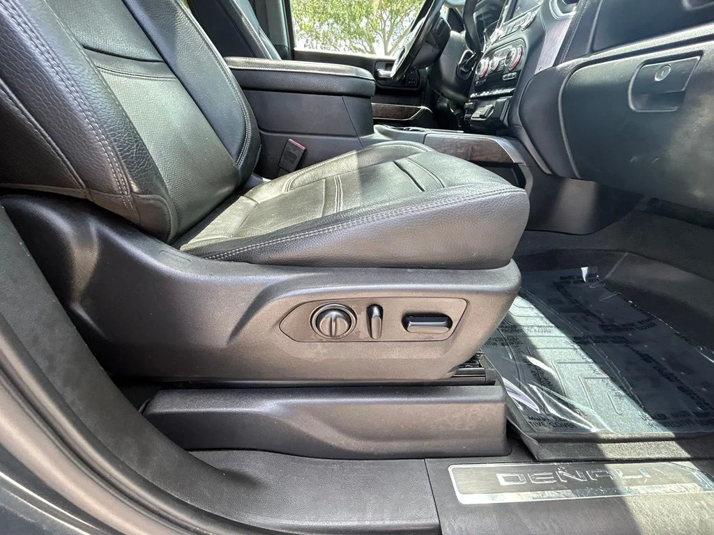Used 2020 Dark Sky Metallic GMC Denali image 26