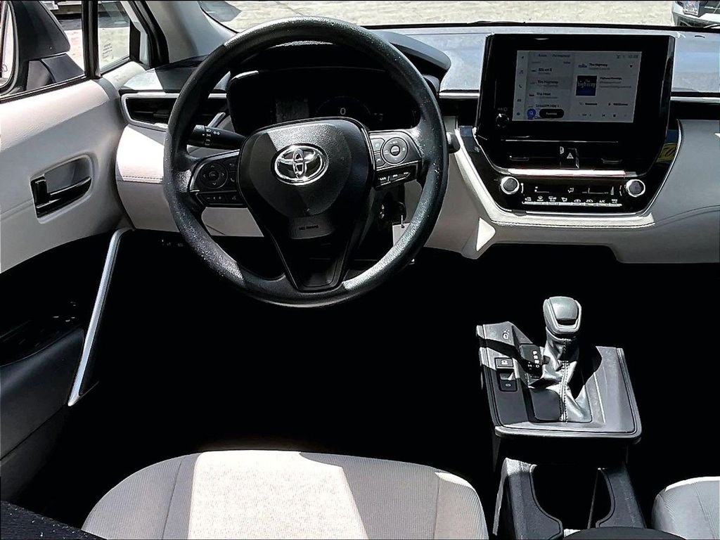 Used 2026 Beige Toyota L image 16